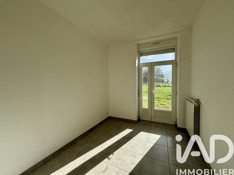 Maison - 300 m² - 11 pièces