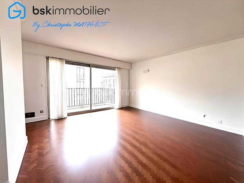 Appartement - 101 m² - 4 pièces