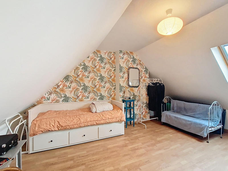 Maison - 93 m² - 4 pièces