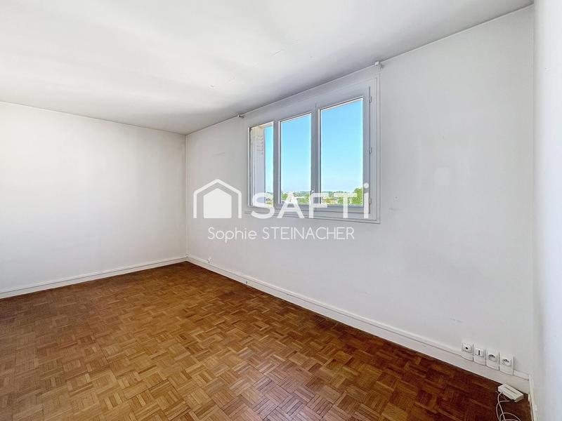 Appartement - 93 m² - 5 pièces