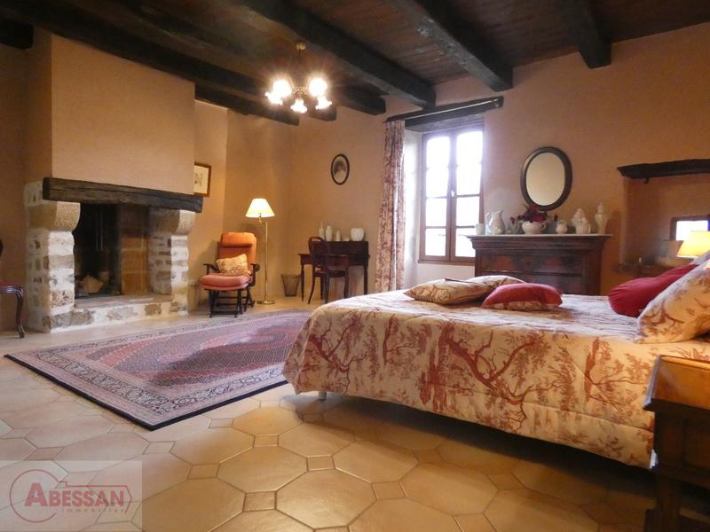 Maison - 285 m² - 8 pièces