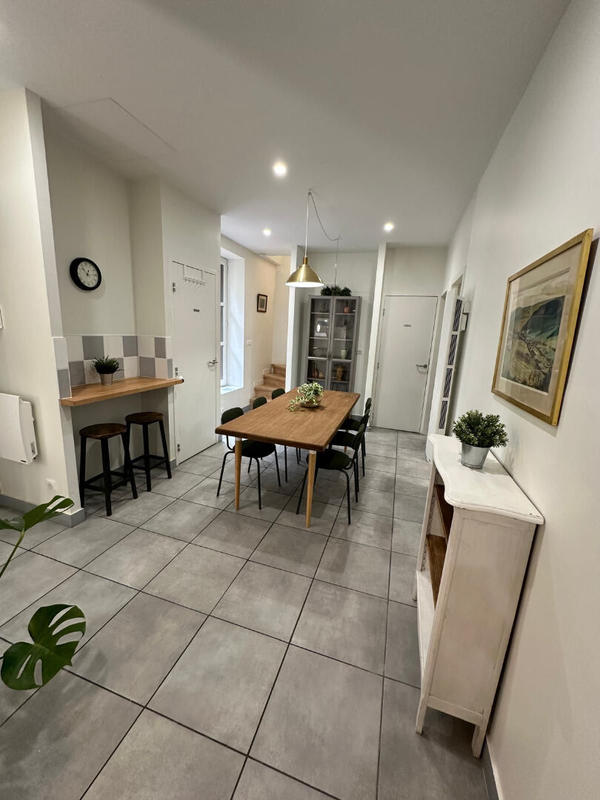 Maison de ville - 153 m² - 11 pièces