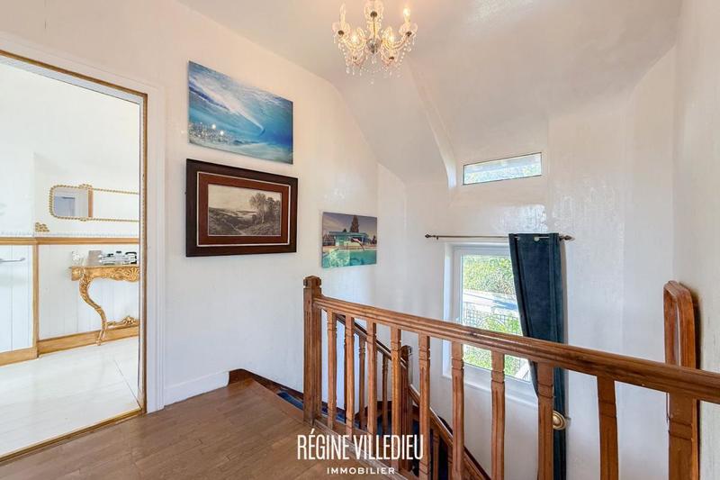 Villa - 128 m² - 7 pièces