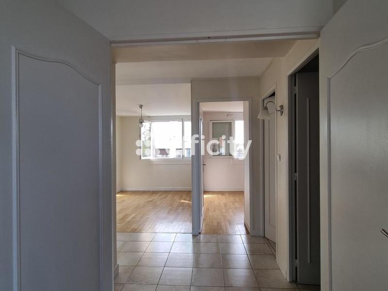 Appartement - 57 m² - 3 pièces
