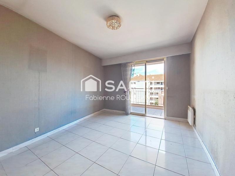 Appartement - 94 m² - 4 pièces