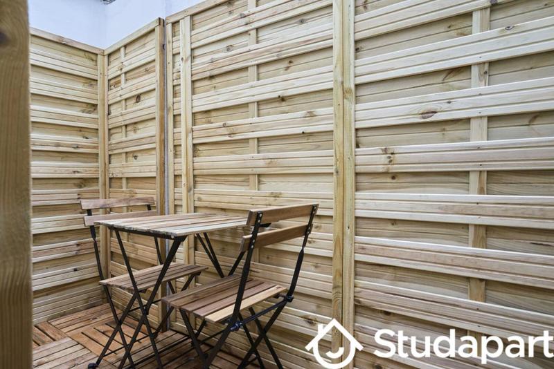 Chambre - 10 m² - 1 pièce