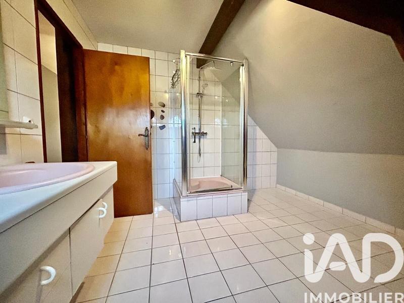 Maison - 186 m² - 7 pièces