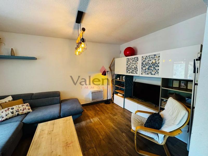 Maison jumelée - 101 m² - 5 pièces