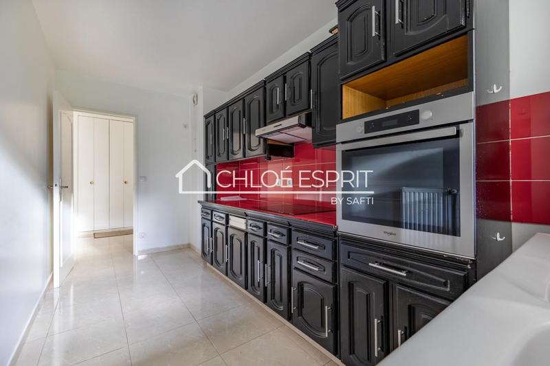 Appartement - 81 m² - 4 pièces