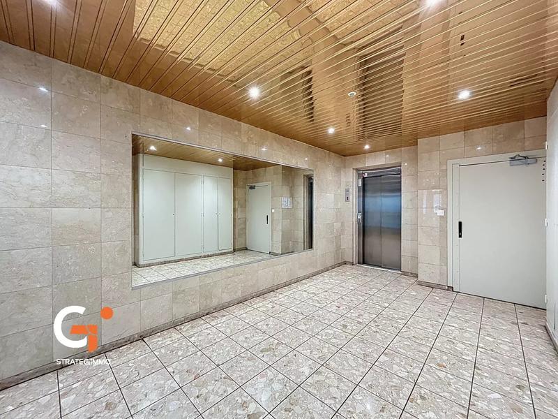 Appartement - 105 m² - 5 pièces