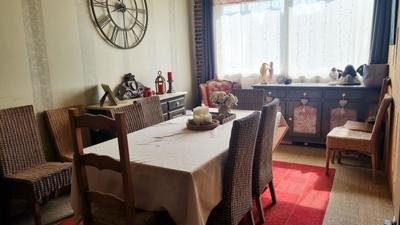 Maison - 200 m² - 10 pièces