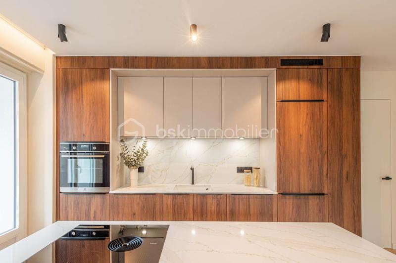 Appartement - 100 m² - 3 pièces