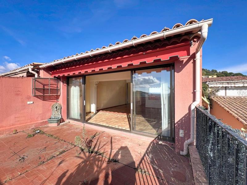 Loft - 62 m² - 2 pièces