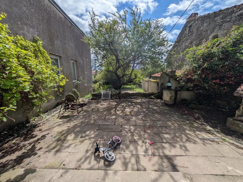 Appartement - 210 m² - 6 pièces