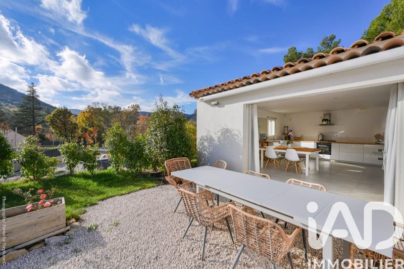 Maison - 109 m² - 5 pièces