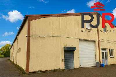 Local d'activités - 250 m²