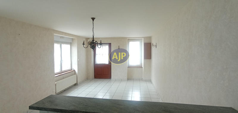 Maison - 80 m² - 4 pièces