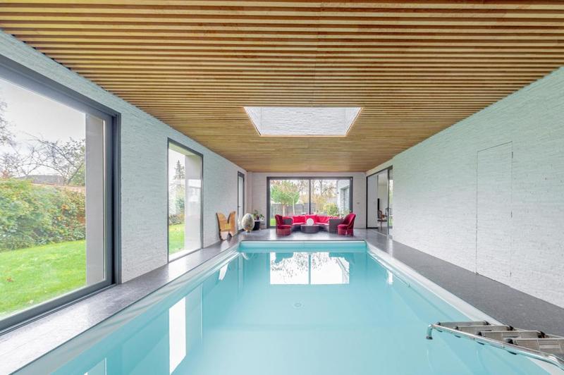 Maison d'architecte - 325 m² - 7 pièces