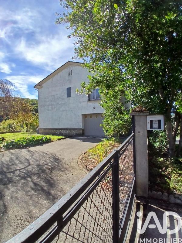 Maison - 110 m² - 5 pièces