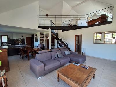 Maison - 153 m² - 7 pièces