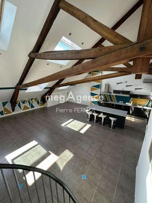 Appartement - 107 m² - 5 pièces