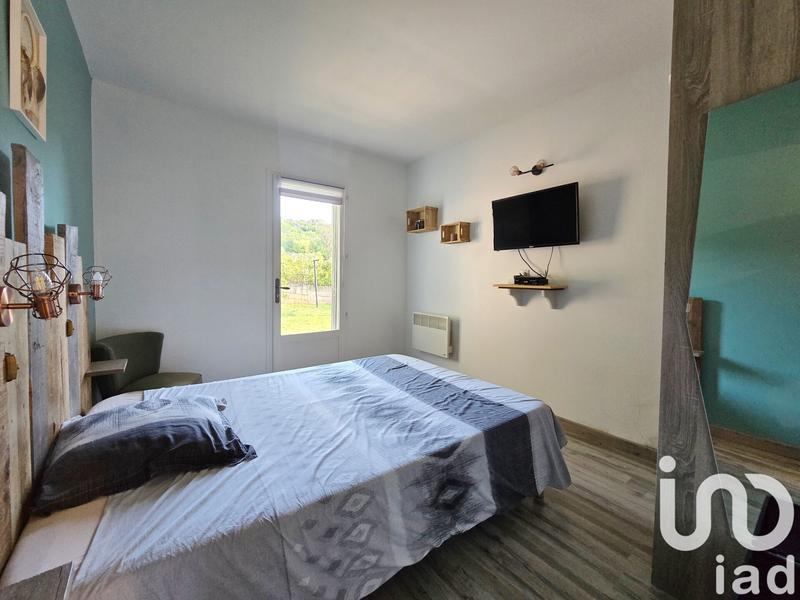 Maison - 228 m² - 9 pièces