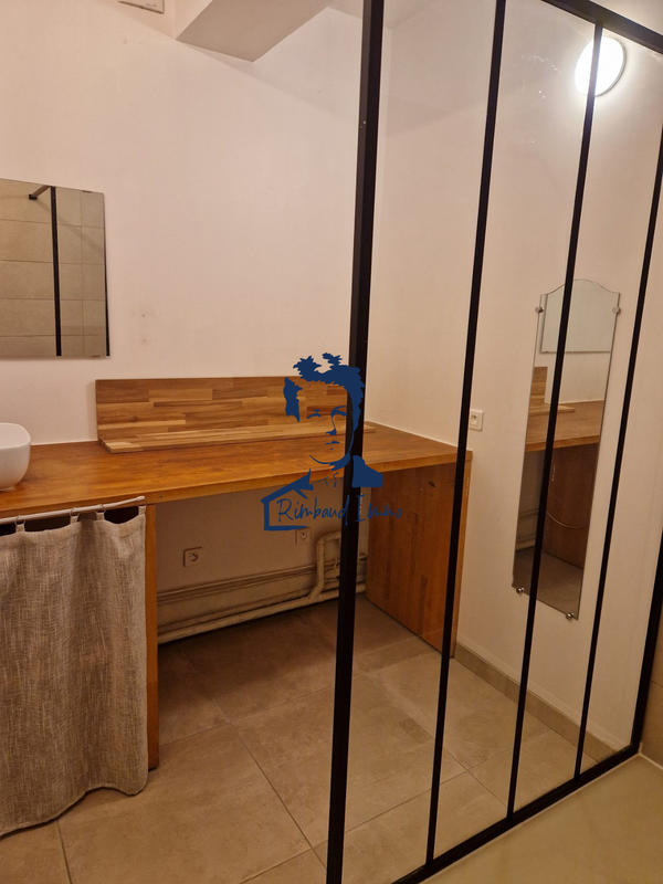 Appartement - 90 m² - 3 pièces