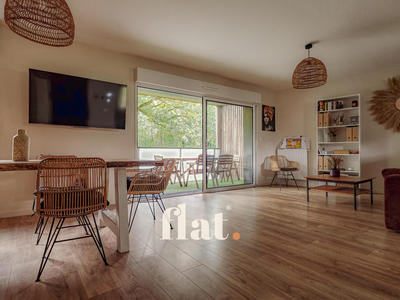 Appartement - 86 m² - 4 pièces