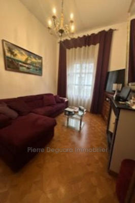 Appartement - 137 m² - 7 pièces