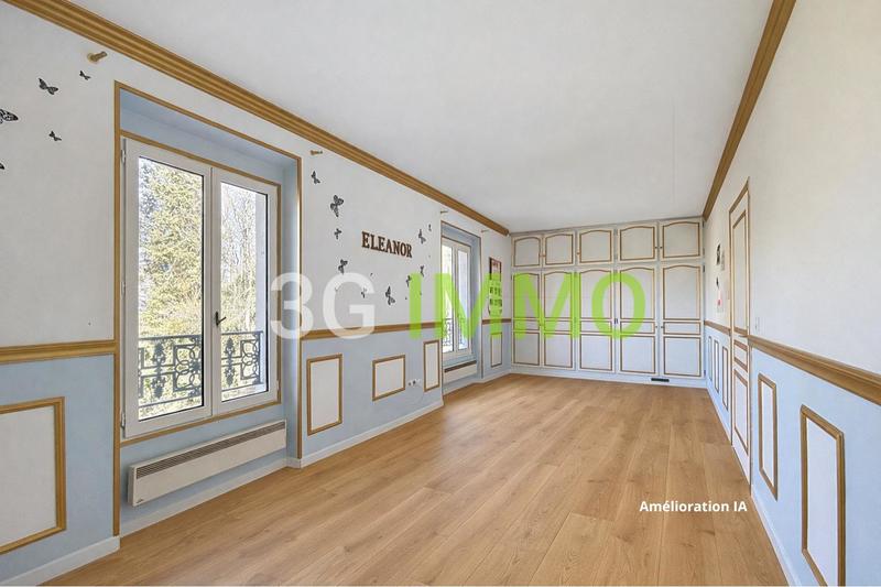 Moulin - 720 m² - 11 pièces