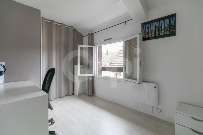 Maison - 102 m² - 5 pièces