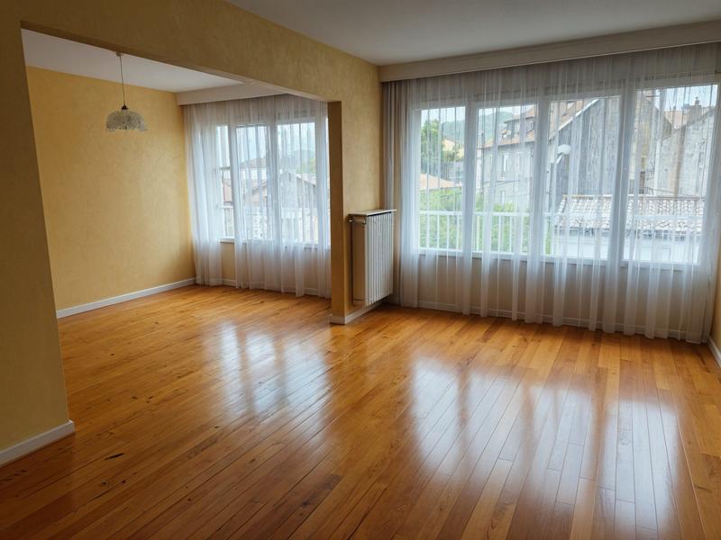 Appartement - 81 m² - 3 pièces