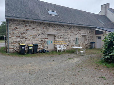 Local commercial - 103 m² - 3 pièces