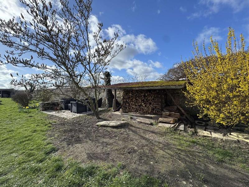 Maison - 110 m² - 4 pièces