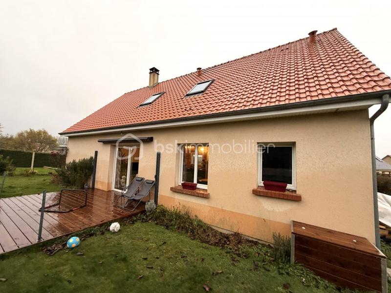 Maison - 105 m² - 5 pièces