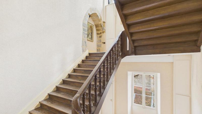 Appartement - 171 m² - 5 pièces