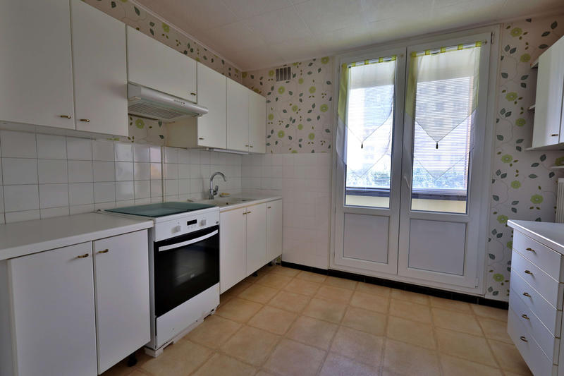 Appartement - 67 m² - 4 pièces