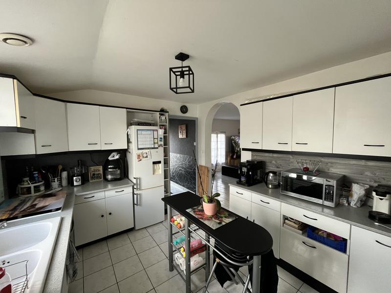 Maison - 93 m² - 4 pièces