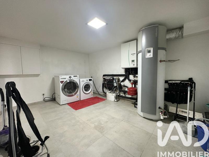 Maison - 192 m² - 8 pièces