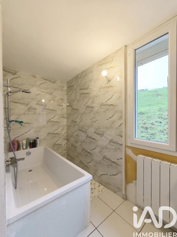 Ferme - 153 m² - 8 pièces