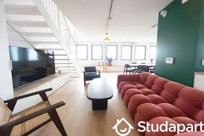 Chambre - 28 m² - 1 pièce