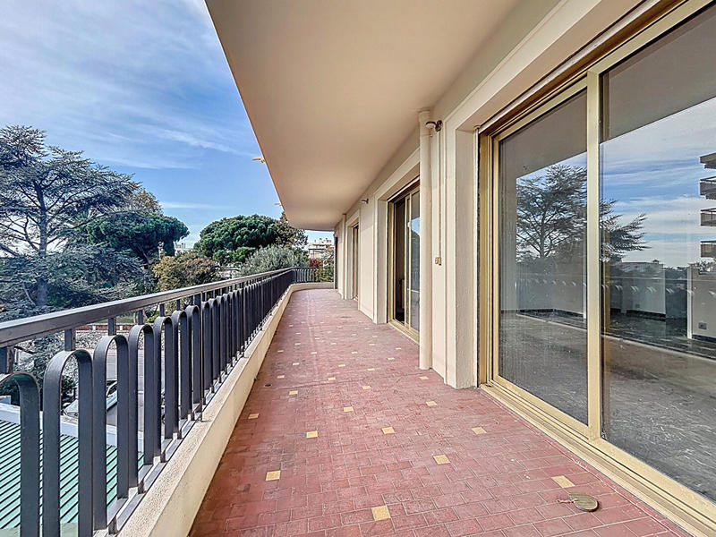 Appartement - 106 m² - 4 pièces