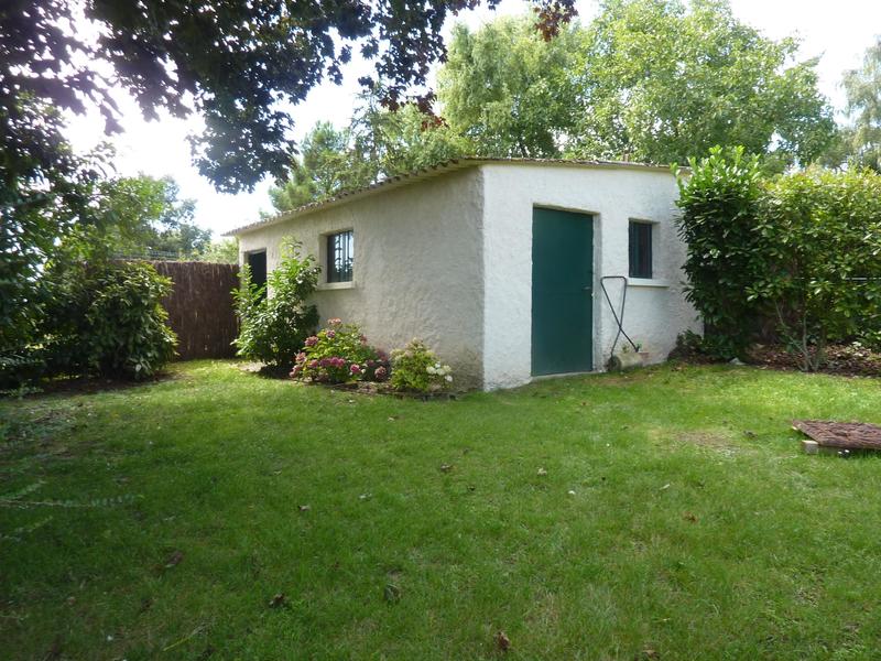 Villa - 235 m² - 9 pièces