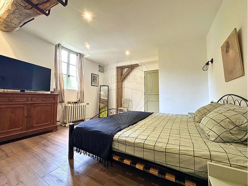 Maison - 522 m² - 13 pièces