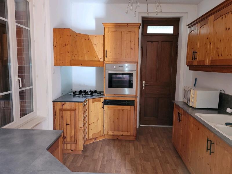 Maison - 69 m² - 5 pièces