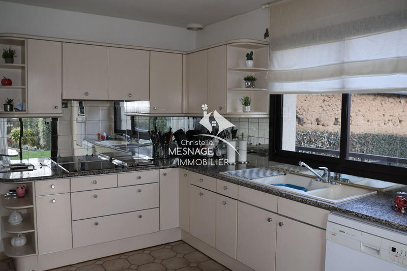 Maison - 150 m² - 7 pièces