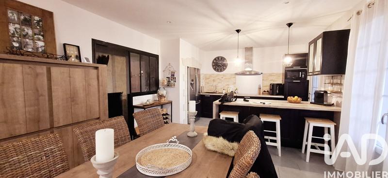 Maison - 209 m² - 6 pièces