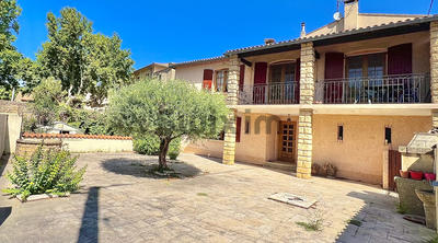 Maison de village - 133 m² - 6 pièces