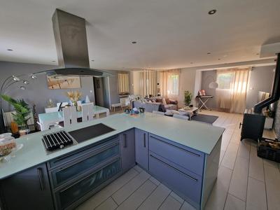 Maison - 125 m² - 5 pièces