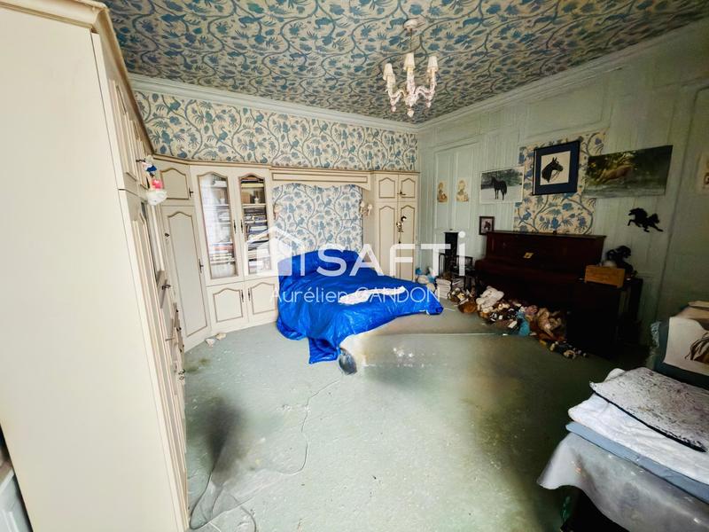 Maison - 320 m² - 8 pièces